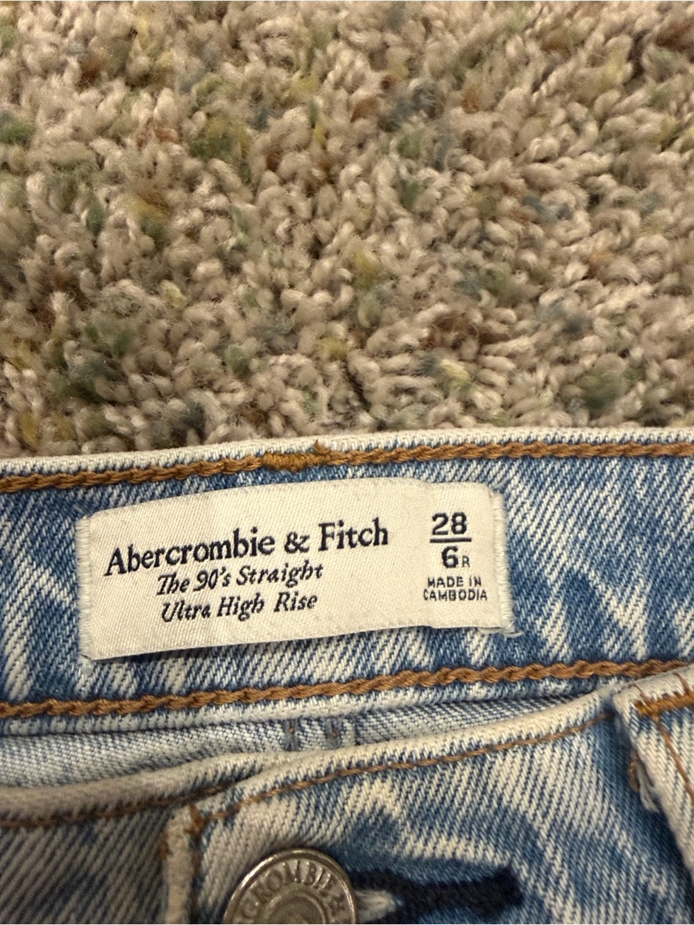 Abercrombie and Fitch 90’s straight ultra high rise jeans - Picture 4 of 5